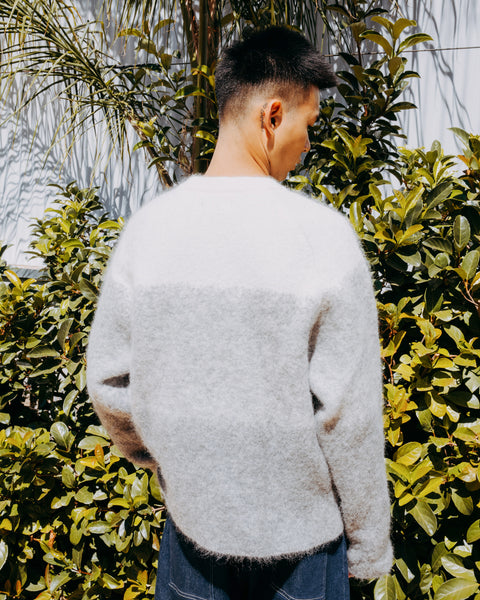 FUZZY GRADIENT SWEATER